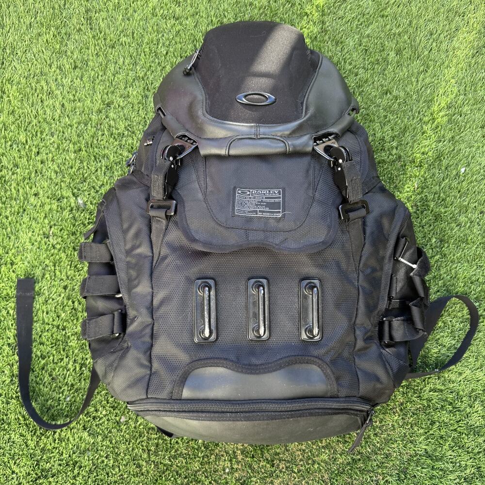 Oakley Black Field Backpack with Tactical Straps